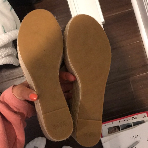 Coach Platform Sandal - Picture 4 of 4